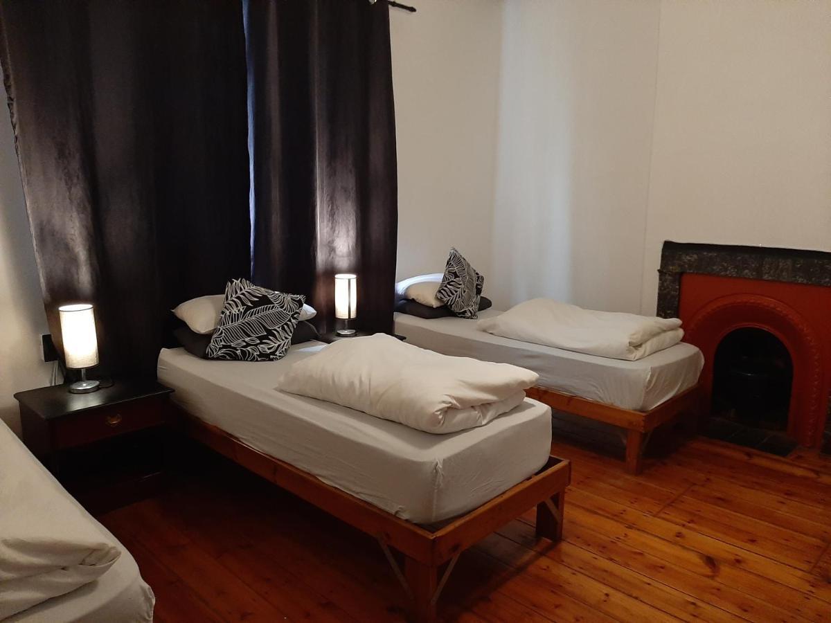 Zebra Crossing Backpacker Hostel Cape Town Ngoại thất bức ảnh