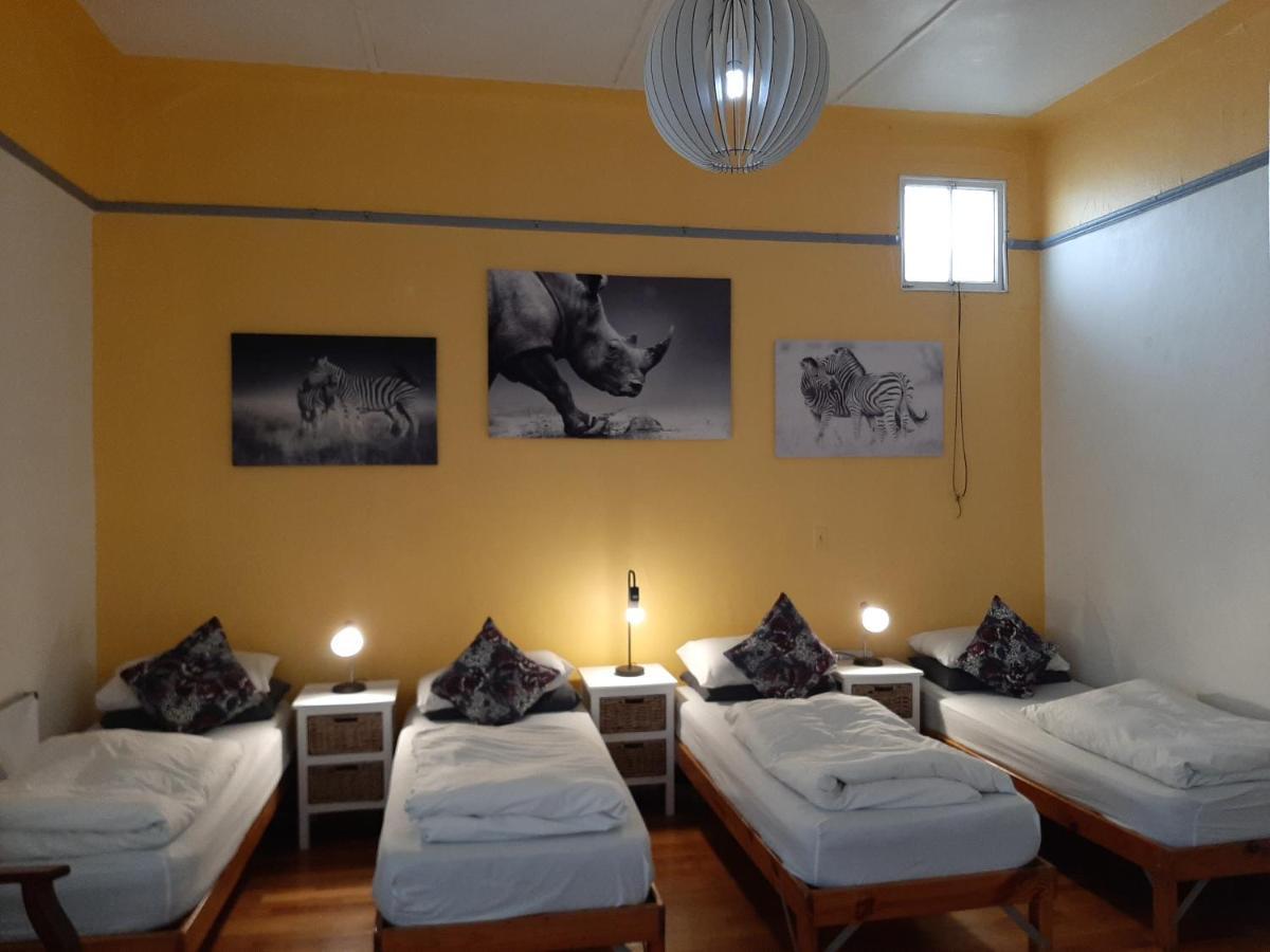 Zebra Crossing Backpacker Hostel Cape Town Ngoại thất bức ảnh