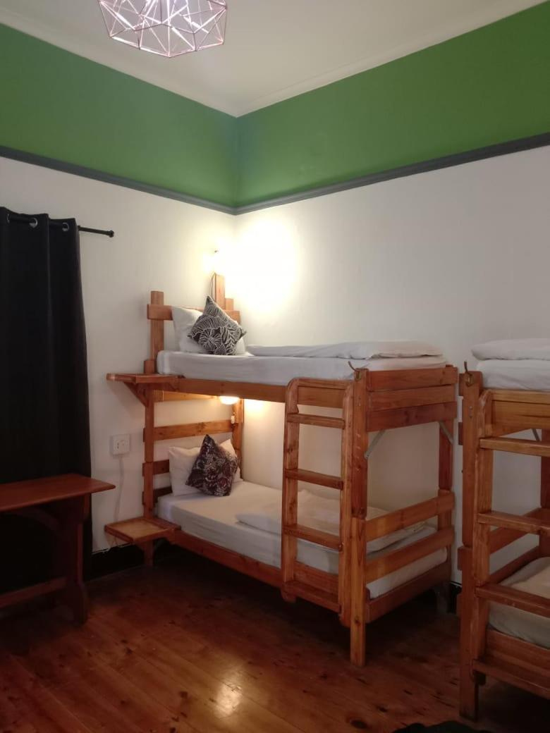 Zebra Crossing Backpacker Hostel Cape Town Ngoại thất bức ảnh