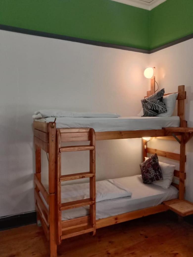 Zebra Crossing Backpacker Hostel Cape Town Ngoại thất bức ảnh