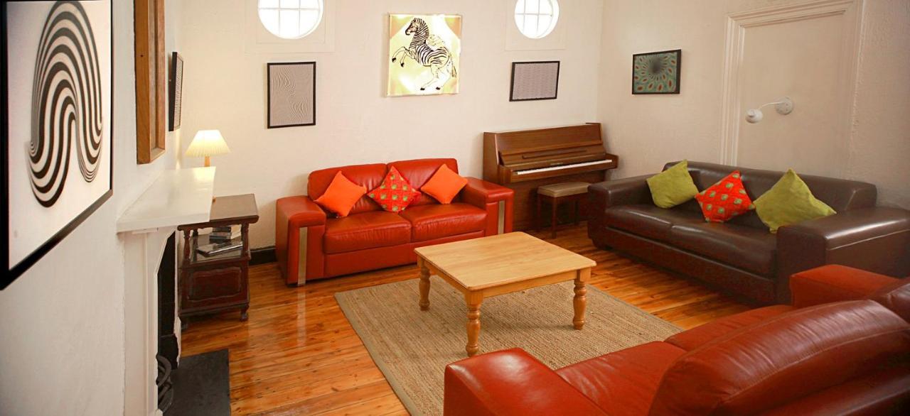 Zebra Crossing Backpacker Hostel Cape Town Ngoại thất bức ảnh