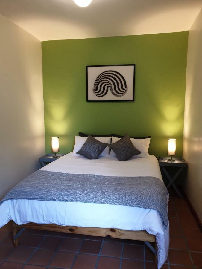 Zebra Crossing Backpacker Hostel Cape Town Ngoại thất bức ảnh