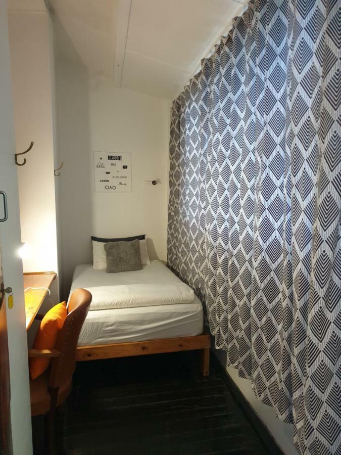 Zebra Crossing Backpacker Hostel Cape Town Ngoại thất bức ảnh