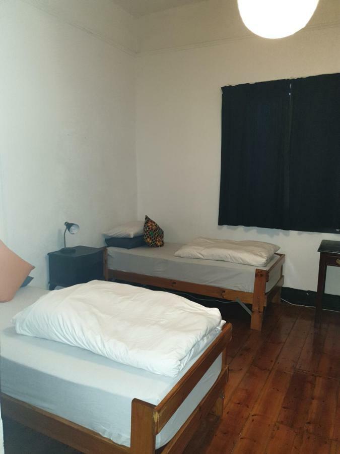 Zebra Crossing Backpacker Hostel Cape Town Ngoại thất bức ảnh